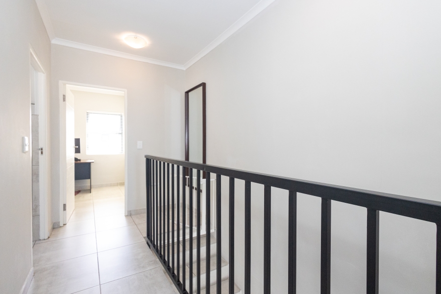 To Let 2 Bedroom Property for Rent in Stonewood Security Estate Western Cape